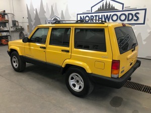 2001 Jeep Cherokee Sport 4x4 -No Reserve-