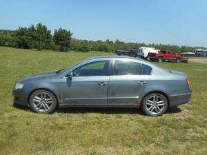 lot 6 image: 2008 Volkswagen Passat 2.0T