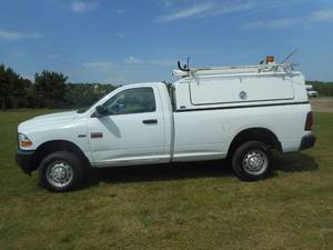lot 2 image: 2012 RAM 2500 ST HD 4x4