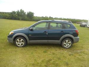 lot 1 image: 2003 Pontiac Vibe AWD