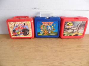 lot 3 image: Lot of 3 Lunchboxes
