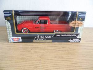 lot 11 image: Fleet Farm 1960 Ford Ranchero