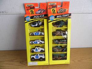 lot 16 image: Lot of 2 Matchbox Car Sets