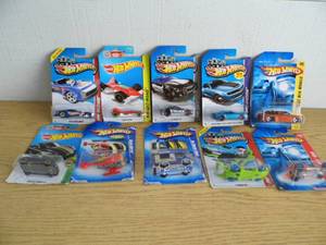 lot 26 image: HotWheels