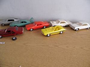 lot 29 image: Model Cars