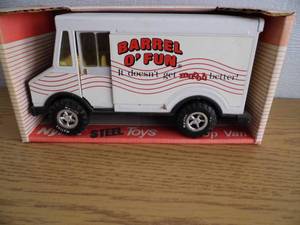 lot 114 image: Nylint  Barrel OFun Truck