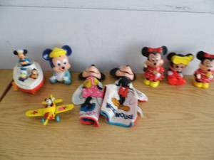 lot 118 image: Mickey Mouse Toys