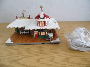 lot 131 image: Coke Villatge
