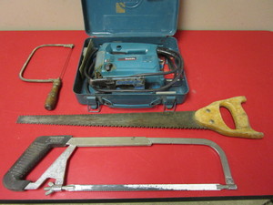 lot 205 image: MAKITA JIG SAW, HAND SAWS