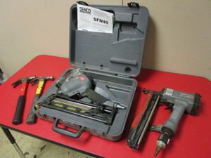 lot 210 image: SENCO 15-GAUGE FINISH NAILER, PASLODE FINISH NAILER, HAMMERS