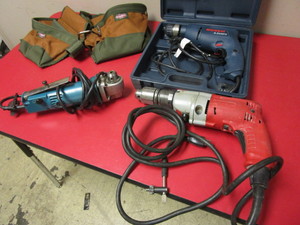 lot 220 image: BOSCH 5.5 AMP  38 ELECTRIC DRILL, MILWAUKEE MAGNUM HAMMER DRILL, MAKITA 38 RIGHT ANGLE DRILL
