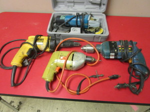 lot 226 image: ANGLE GRINDER, DEWALT VSR DECKDRYWALL SCREWDRIVER, BLACK & DECKER 38 DRILL, BOSCH HAMMER DRILL
