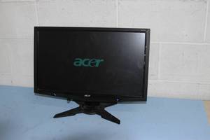 lot 62 image: Acer G215H 21.5 Widescreen HD High Definition 1920x1080 LCD Computer Monitor