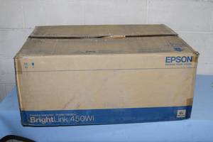 lot 83 image: Epson BrightLink 450wi Interactive 3LCD Projector  Projection System