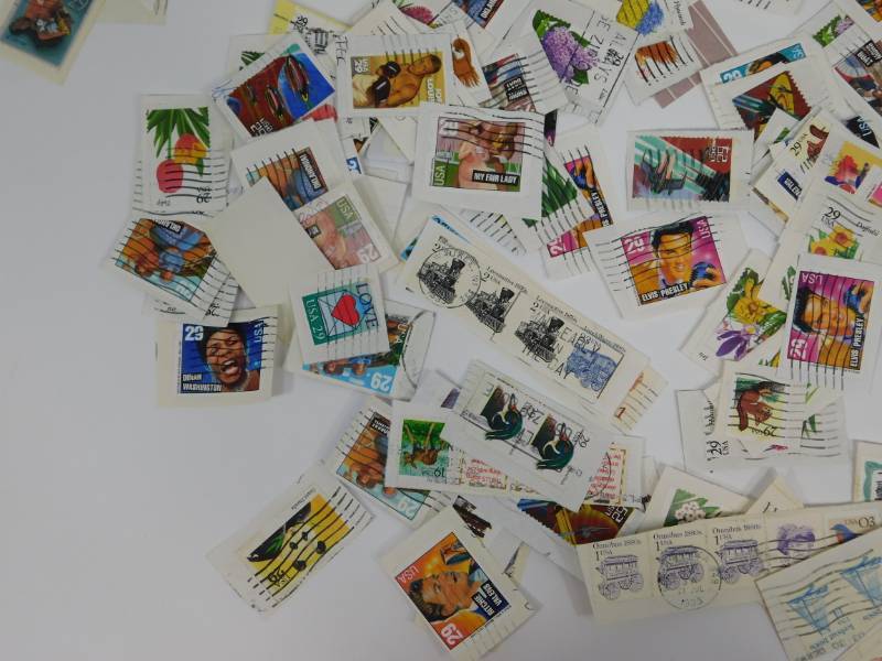 lot 216 image: Collectible Stamps