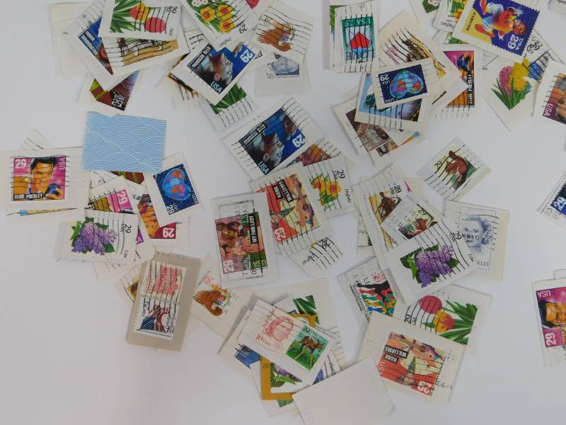 lot 221 image: Collectible Stamps