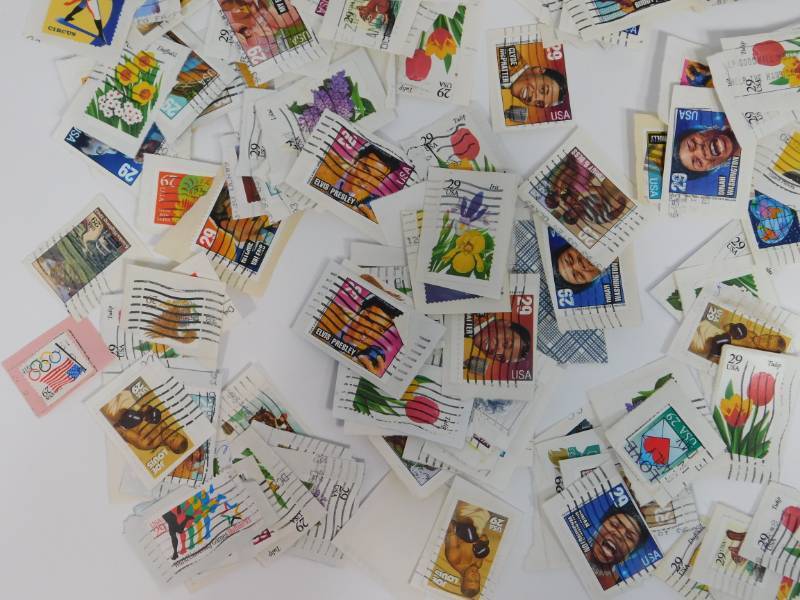 lot 223 image: Collectible Stamps