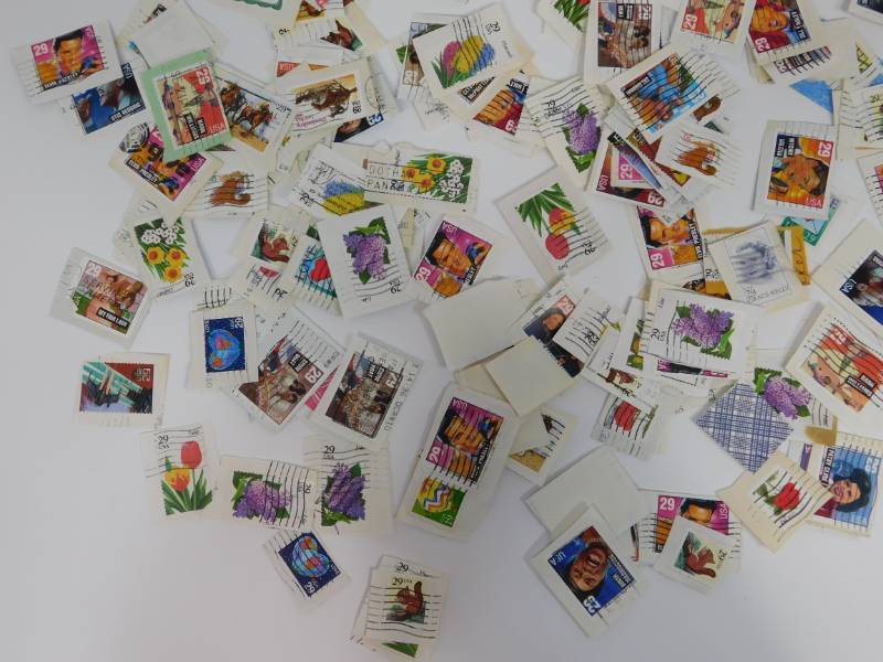 lot 224 image: Collectible Stamps