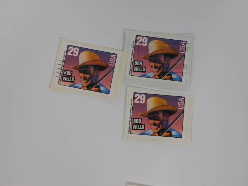 lot 231 image: Collectible Stamps