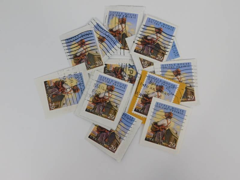 lot 225 image: Collectible Stamps