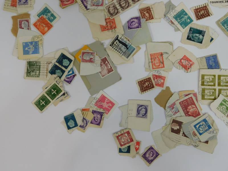 lot 243 image: Collectible Stamps
