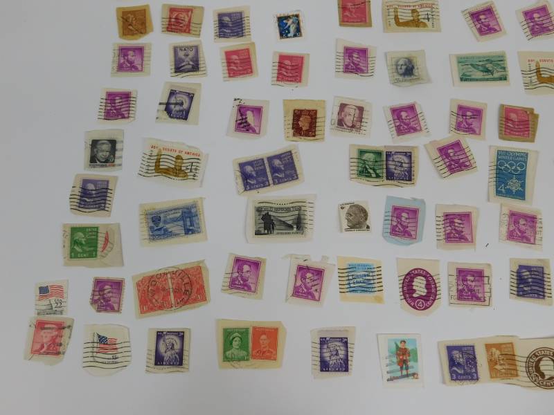 lot 252 image: Collectible Stamps