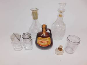 lot 5 image: Miscellaneous Bottles & Small Jars