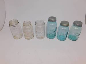 lot 16 image: Ball Perfect Mason Jars