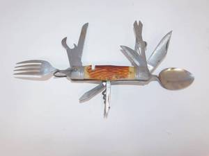 lot 20 image: Multi Purpose Knife