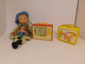 lot 81 image: Misc Toys