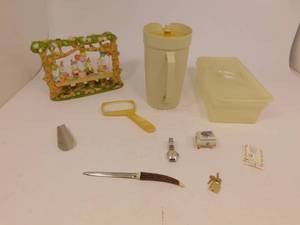 lot 112 image: Misc Items