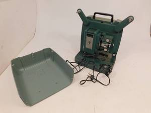 lot 119 image: Vintage Keystone Projector