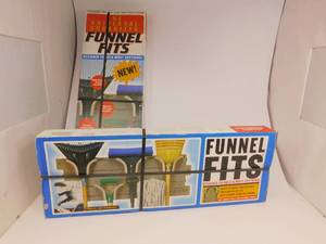lot 136 image: Funnel Fits Organizing Panels