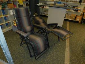 lot 158 image: 2 Cushioned Gravity Chairs