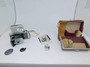 lot 159 image: Vintage Polaroid Land Camera with Case