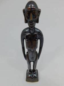 lot 161 image: Vintage Glass Native Man
