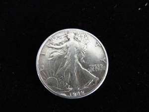 lot 70 image: 1942 Walking Liberty Half Dollar