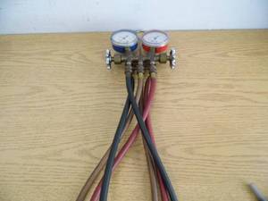 lot 5 image: Gauges