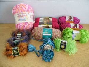 lot 19 image: Yarn