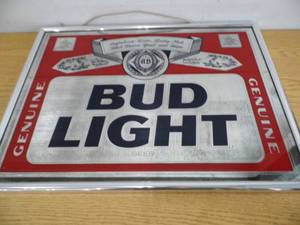 lot 51 image: Bud Light Mirror