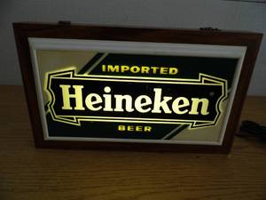 lot 55 image: Heineken Lit Sign