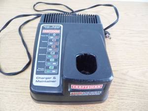 lot 103 image: Craftsman Ion Battery Charger