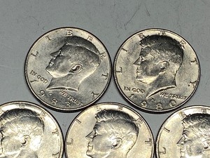 lot 7 image: (8) Different Kennedy Half Dollars