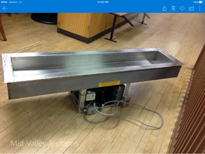 lot 3 image: Refrigerated Salad Bar