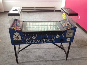 lot 8 image: Soccer Ball Vending Game