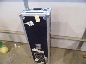 lot 21 image: Anvil Case