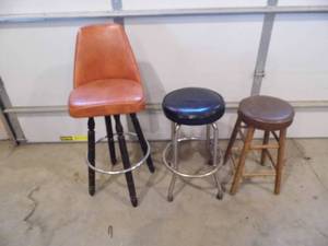lot 37 image: Lot of 3 Stools