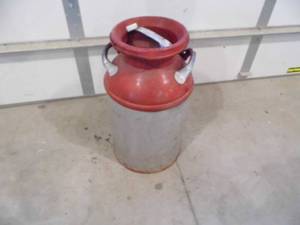 lot 57 image: Cream Can