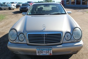 1999 Mercedes-Benz E-Class E320 4Matic