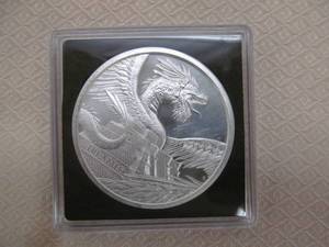lot 107 image: commemorative .999 silver coin